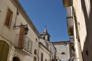 Panni by Morning, İtalya