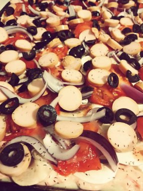 Kompakt bir kahvaltı, öğle yemeği ve bir akşam yemeği sırasında!