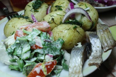 Yaz vitamini salatası! Taze sebze