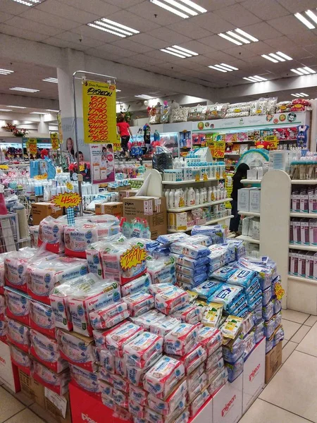 Interior View Busy Customer Looking Daily Needs Mall Kota Kinabalu — Stock Photo, Image