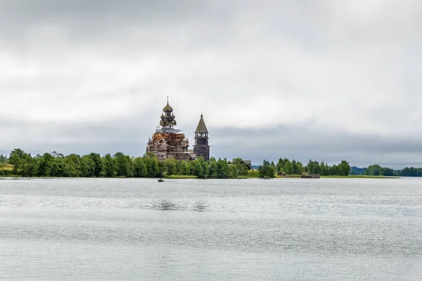 Miejsce Historyczne Pochodzący Xvii Wieku Wyspie Kizhi Widok Jeziora Onega — Zdjęcie stockowe
