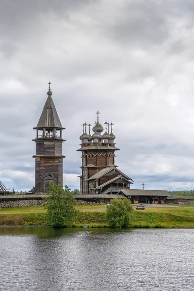 キジ島の島 オネガ湖から Russia View 世紀にさかのぼる歴史的なサイト — ストック写真