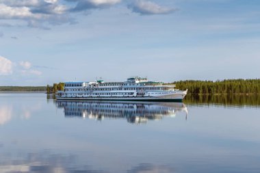 Cruise Gemi Vyg Nehri (beyaz deniz Baltık Kanal parçası), Rusya Federasyonu