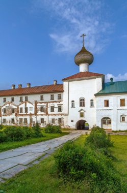 Solovetsky Manastırı, Rusya 'nın Beyaz Denizi' nde Solovetsky Adaları 'nda bulunan bir manastır. Bilgilendirme Kapısı Kilisesi.