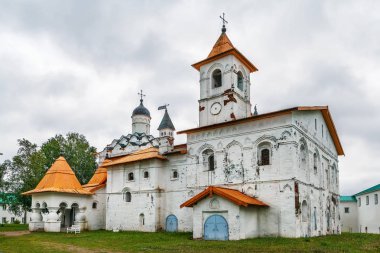 Alexander-Svirsky Manastırı, Rusya 'nın Leningrad bölgesinde bulunan bir ortodoks manastırıdır. Theotokos 'un Korunması Kilisesi