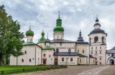 Binaların Kirillo Belozersky Manastırı, Rusya içinde varsayım manastır kompleksi
