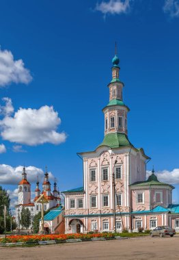 Doğuş Kilisesi, Totma, Rusya Federasyonu. Mimarlık şekiller bir gemi anımsatan. Bu tarz bazen Totma Barok adlandırılır.