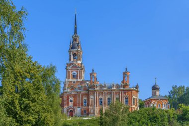 St. Nicholas Katedrali arasında 1779 ve 1812 Kremlin, Mojaisk, Rusya Federasyonu bölgesinde Gotik Revival tarzda inşa edilmiştir
