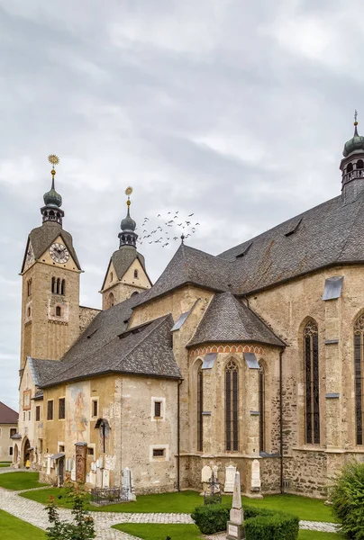 Maria Saal Ist Berühmt Für Seine Große Wallfahrtskirche Scheinbar Übergangsstil — Stockfoto