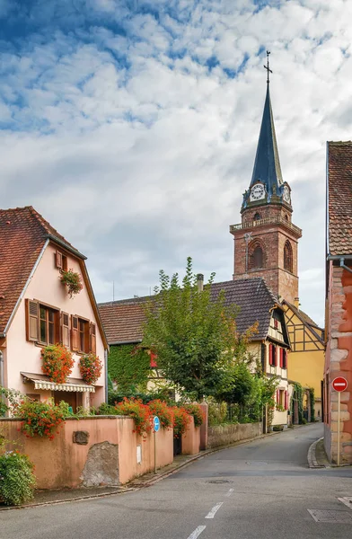 Tarihi Evler Kilise Bergheim Alsace Fransa — Stok fotoğraf
