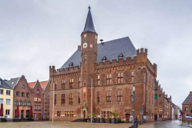 Almanya 'nın Kalkar kentindeki kasaba meydanında (Rathhaus)