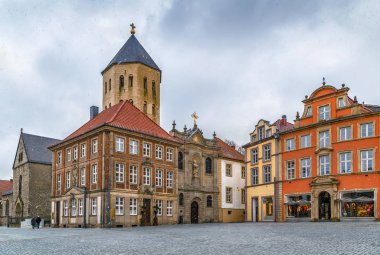Pazar Meydanı (Markt) Paderborn şehir merkezinde, Almanya