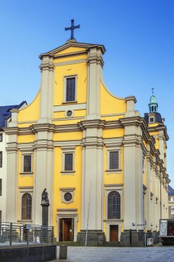 Aziz Andreas Kilisesi Alman Düsseldorf şehir merkezinde yer alan bir Roma Katolik manastır kilisesidir. Cephe