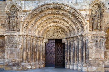 Kilisesi, San Miguel Estella şehir merkezinde, İspanya. Portal