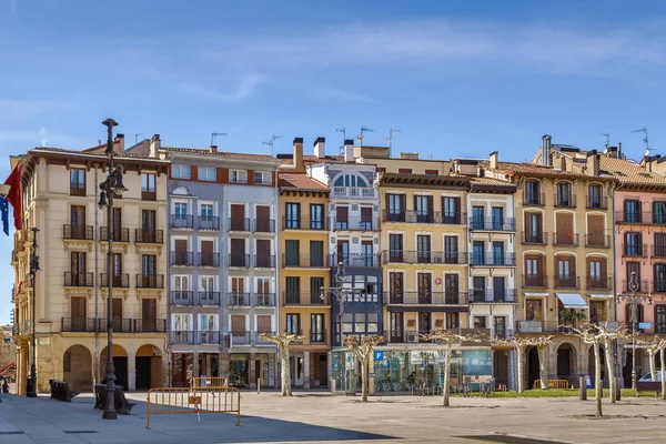 城堡广场 Plaza Del Castillo 是西班牙纳瓦拉潘普洛纳的主要广场 — 图库照片