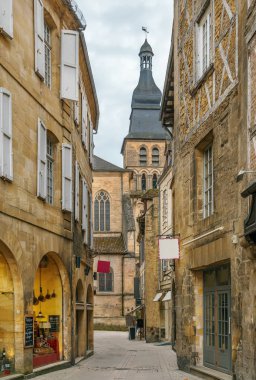 Sokakta Sarlat la Caneda tarihsel canter, Fransa