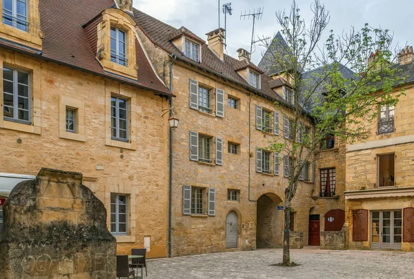 法国Dordogne省Sarlat Caneda历史中心广场 — 图库照片