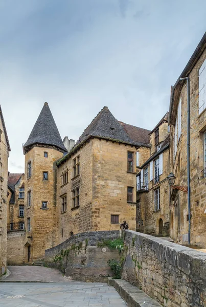 法国多顿省Sarlat Caneda历史中心街道 — 图库照片