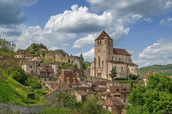 Blick Auf Das Dorf Saint Cirq Lapopie Mit Katholischer Kirche — Stockfoto
