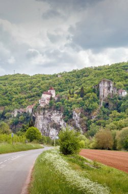 Kayalar ve Kilisesi Saint-Cirq-Lapopie, Fransa