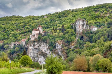 Kayalar ve Kilisesi Saint-Cirq-Lapopie, Fransa