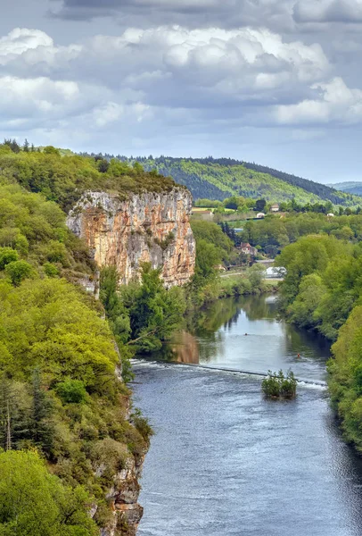 Krajina Skalnatým Břehem Řeky Lot Francie — Stock fotografie