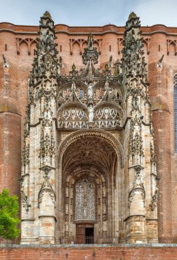 Katedral Basilica Aziz Cecilia, olarak da bilinen Albi Katedrali, Albi, Fransa'nın en önemli Katolik inşa ediyor. Ana portal