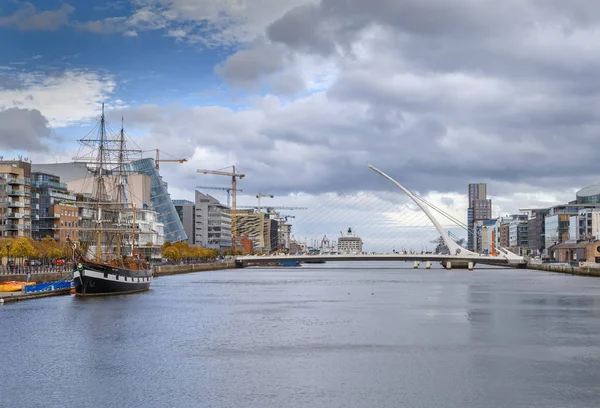 Samuel Beckett Bridge, Dublin, Irlanda — Fotografia de Stock