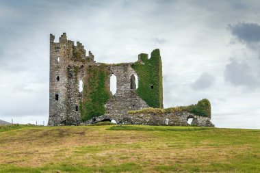 Ballycarbery Castle, Ireland clipart