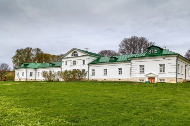 Yasnaya Polyana, Rusya'daki Volkonskiy evi