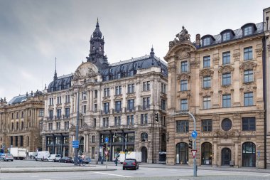 Lenbachplatz, Münih, Almanya