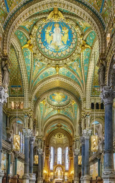 法国里昂圣母 Fourviere 大教堂 — 图库照片