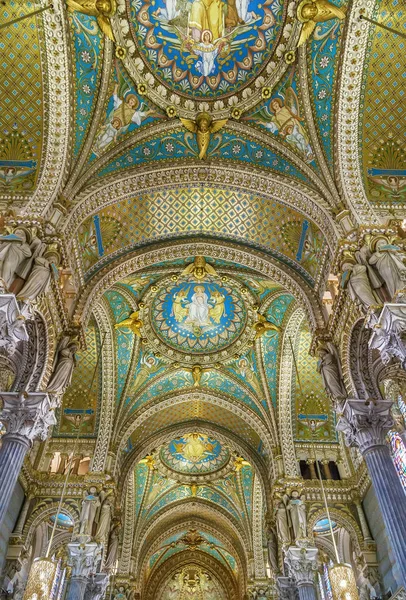 法国里昂圣母 Fourviere 大教堂 — 图库照片