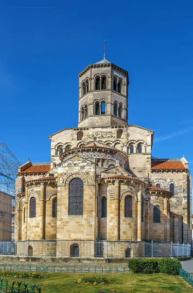 Antigua iglesia de la abadía benedictina, Issoire, Francia — Foto de Stock