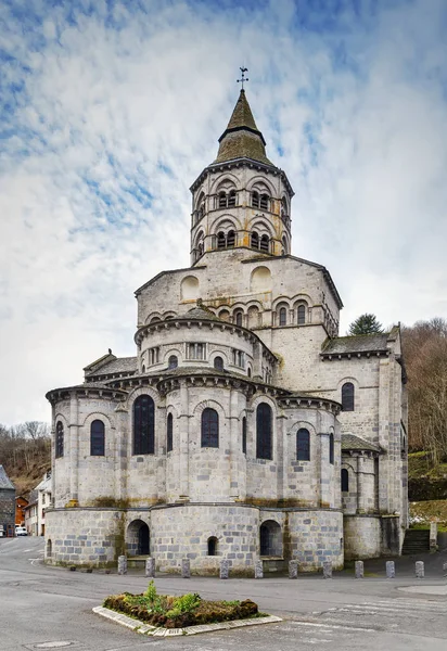 Basilica Notre-Dame d 'Orcival, Francia —  Fotos de Stock