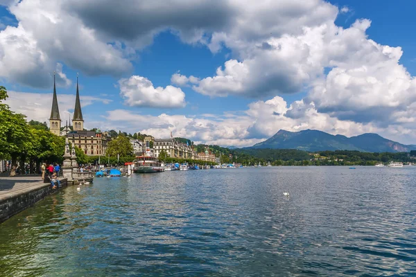 View Lucerne Church Leodegar Lake Switzerland — Stock Photo, Image