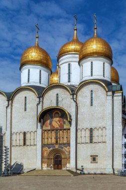 Dormition Katedrali bir Rus Ortodoks kilisesidir. Moskova Kremlin Katedrali 'nin kuzey tarafında yer almaktadır.