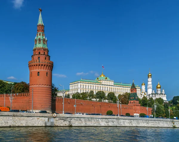 Pemandangan Moskow Kremlin Dari Moskow Sungai Rusia — Stok Foto