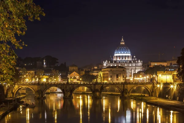 Vista Del Ponte Vittorio Emanuele Basílica San Pedro Noche Roma — Foto de Stock