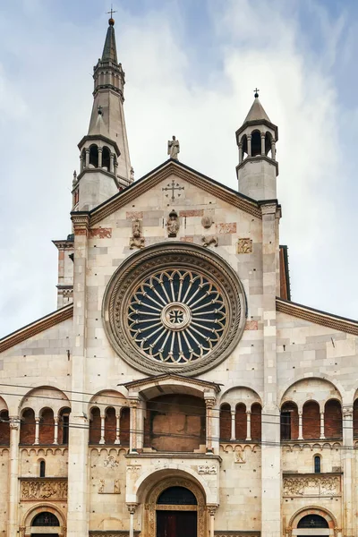 모데나 대성당 Modena Cathedral 이탈리아 모데나에 가톨릭 로마네스크 성당이다 — 스톡 사진