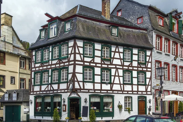 Historiska Korsvirkeshus Monschau Centrum Tyskland — Stockfoto