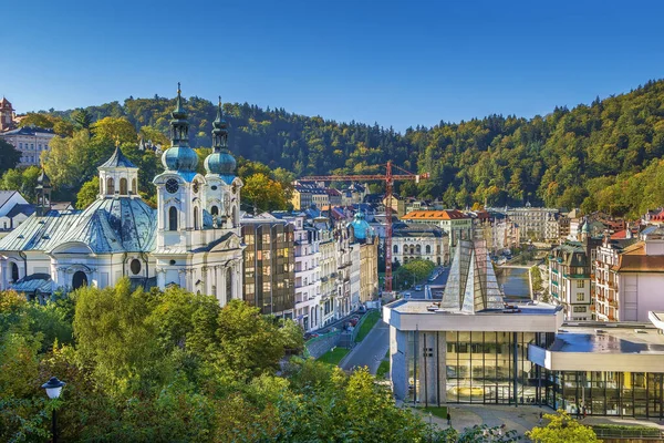Utsikt Över Karlovy Vary Med Kyrkan Mary Magdalena Tjeckien — Stockfoto