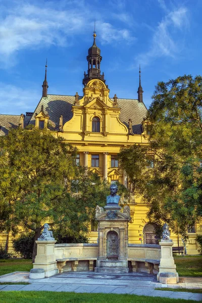 Vitezslav Halek Memoriale Sulla Piazza Karlovo Praga Repubblica Ceca — Foto Stock