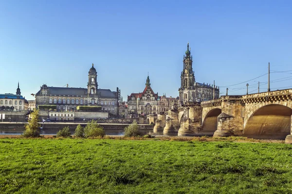 Veduta Della Città Vecchia Dresda Dall Altra Parte Del Fiume — Foto Stock