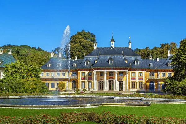 Barok Sarayı Pillnitz, Almanya 'nın Saksonya eyaletinde yer alan bir şehirdir.