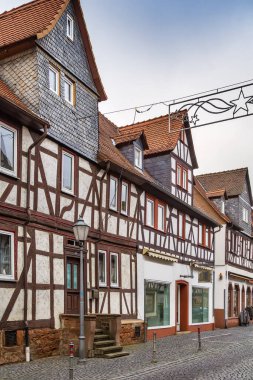 Budingen, Hesse, Almanya 'da tarihi yarı keresteli bir ev.