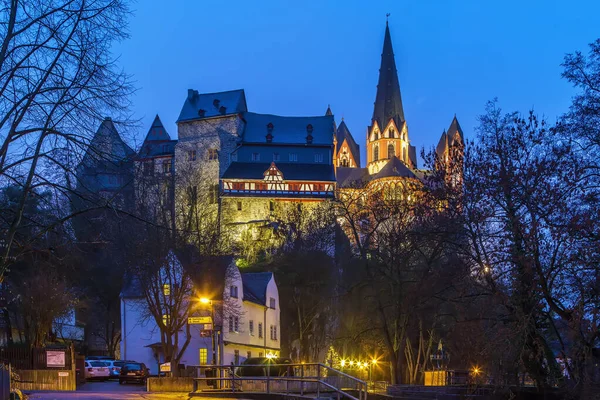 德国拉恩河畔林堡大教堂和城堡景观 — 图库照片