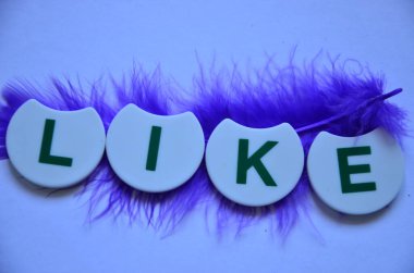 renkli harfler gibi.