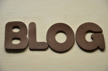 Kelime blogu ahşap harflerle