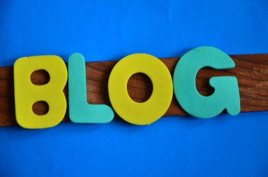 Ahşap soyut arkaplan üzerine günlük sözcüğü